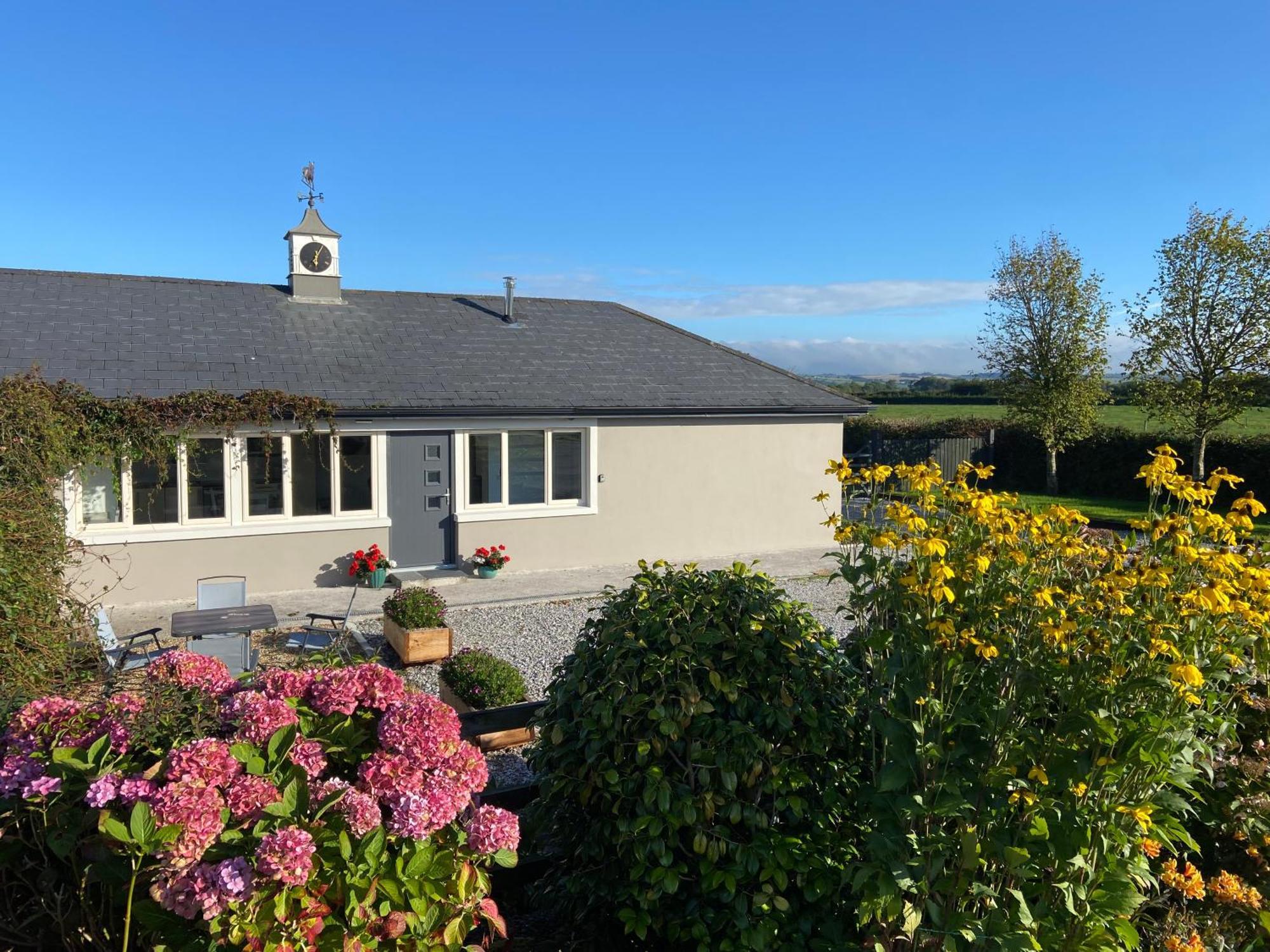 Meadowlane Lodge Cork Exterior photo